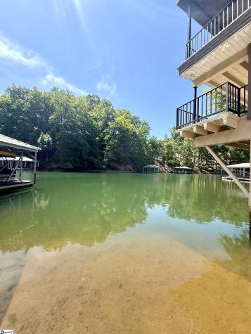 1200 Loran Pointe Circle Seneca SC 29672