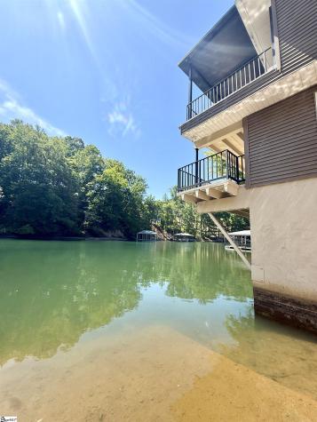 1200 Loran Pointe Circle Seneca SC 29672