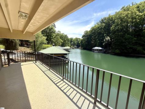 1200 Loran Pointe Circle Seneca SC 29672