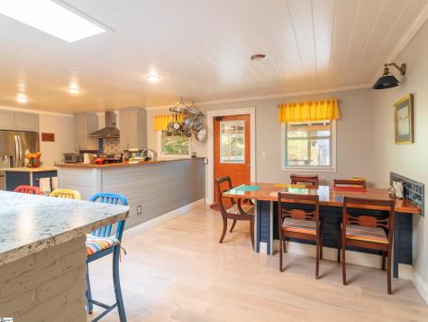 149 April Valley Lane Pickens SC 29671