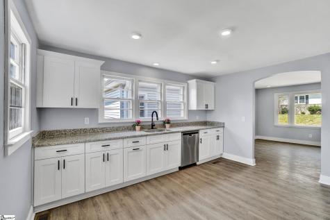 101 Mark Street Easley SC 29640