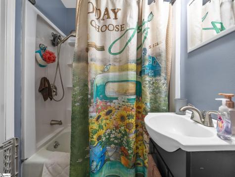 204 Martha Dendy Drive Clinton SC 29325