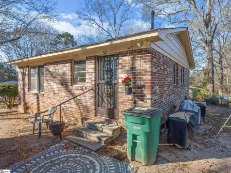 204 Martha Dendy Drive Clinton SC 29325