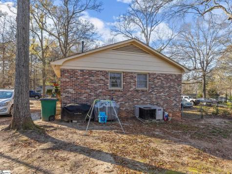 204 Martha Dendy Drive Clinton SC 29325