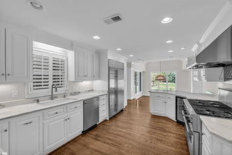 53 Club Forest Lane Greenville SC 29605