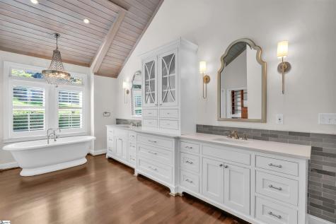 53 Club Forest Lane Greenville SC 29605
