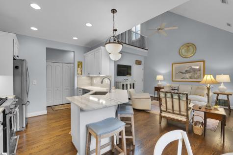15 A Edge Court Greenville SC 29609
