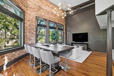 102 N Main Street Greenville SC 29601