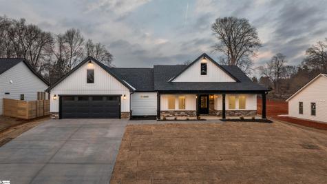 1746 Fish Camp Road Chesnee SC 29323