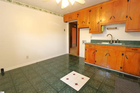 127 Norris Court Spartanburg SC 29306