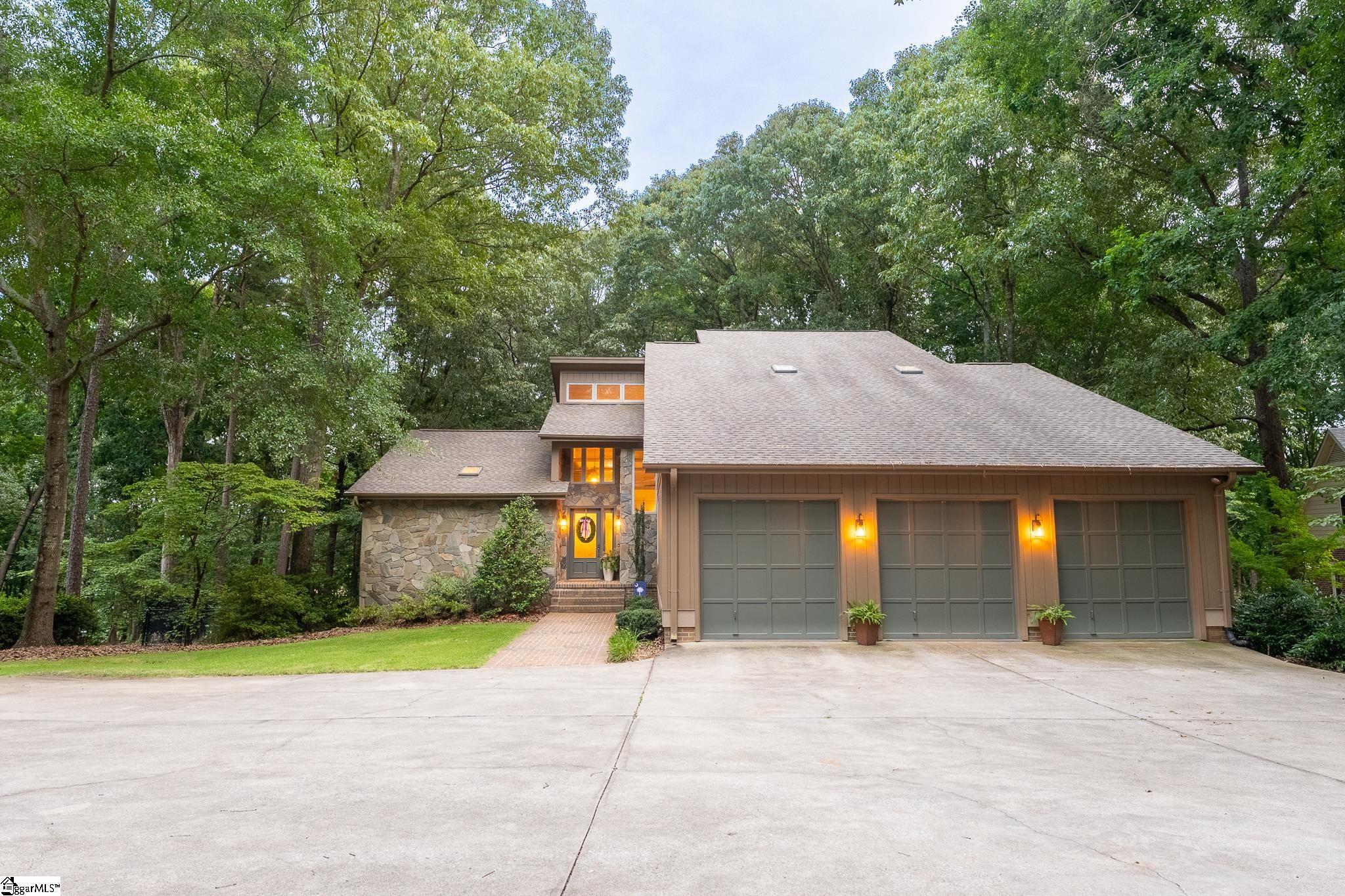 122 Paradise Circle Townville SC 29689