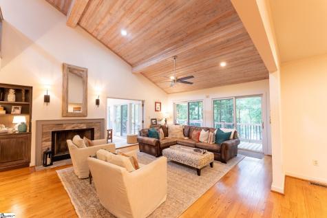 122 Paradise Circle Townville SC 29689