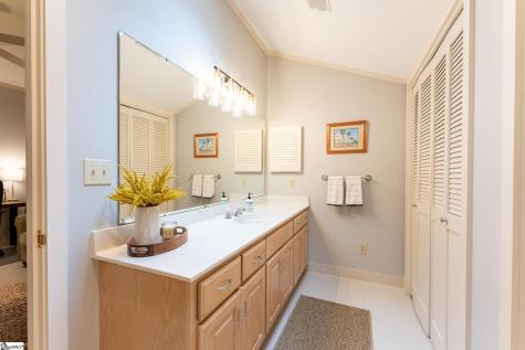 122 Paradise Circle Townville SC 29689
