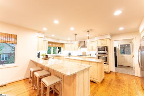 122 Paradise Circle Townville SC 29689
