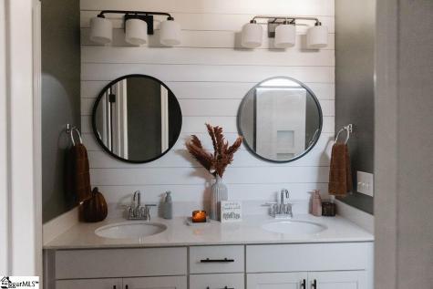 831 Orchard Valley Lane Boiling Springs SC 29316