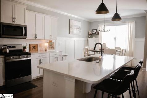 831 Orchard Valley Lane Boiling Springs SC 29316