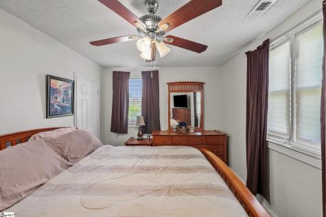 9 Glenwood Lane Greenville SC 29605