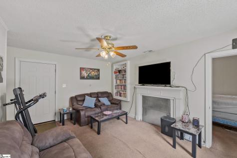 9 Glenwood Lane Greenville SC 29605
