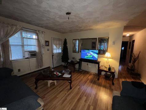 121 Holy Street Spartanburg SC 29307