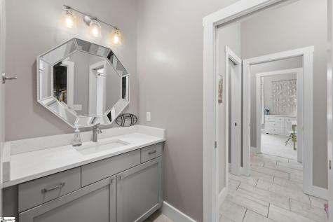 101 Masonbuilt Drive Taylors SC 29687