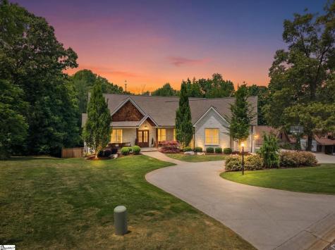 101 Masonbuilt Drive Taylors SC 29687