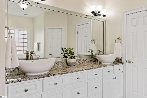 3 Charlestonplace Court Greenville SC 29615