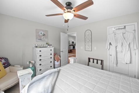 104 Summer Breeze Court Townville SC 29689