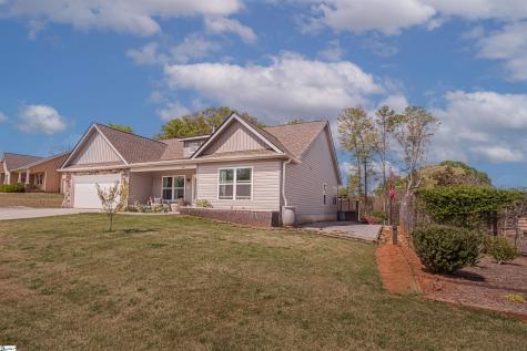 104 Summer Breeze Court Townville SC 29689