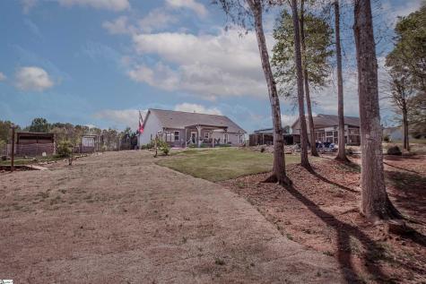 104 Summer Breeze Court Townville SC 29689