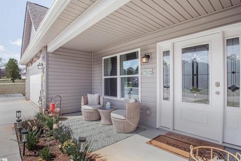 104 Summer Breeze Court Townville SC 29689