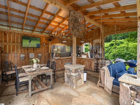 207 Blockhouse Road Landrum SC 29356