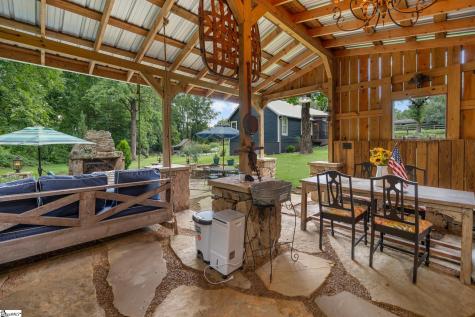 207 Blockhouse Road Landrum SC 29356