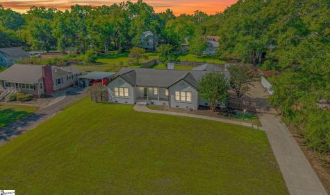 211 N Catherine Street Pickens SC 29671