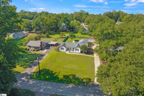 211 N Catherine Street Pickens SC 29671
