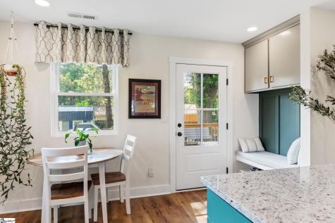 7 Lark Street Greenville SC 29607