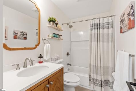 7 Lark Street Greenville SC 29607
