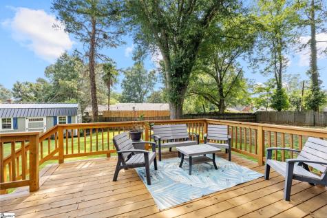 7 Lark Street Greenville SC 29607