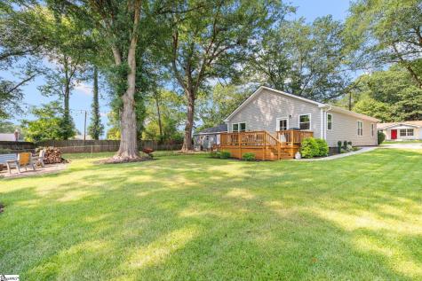 7 Lark Street Greenville SC 29607