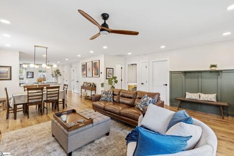 7 Lark Street Greenville SC 29607