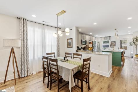 7 Lark Street Greenville SC 29607