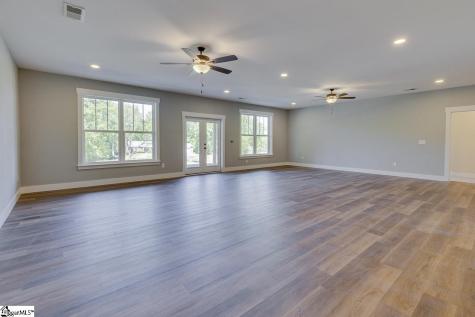 102 Powell Court Easley SC 29640