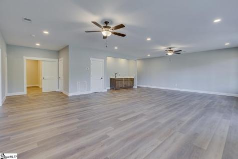 102 Powell Court Easley SC 29640