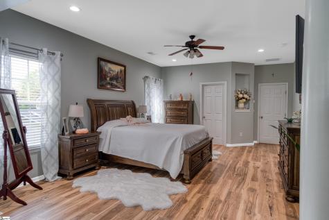 806 Hartscove Court Boiling Springs SC 29316