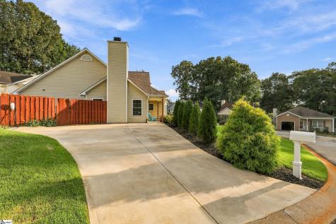 2 Pecan Grove Court Travelers Rest SC 29690