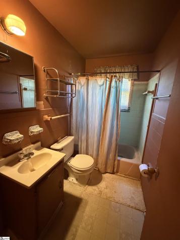 202 Bluff Drive Greenville SC 29605