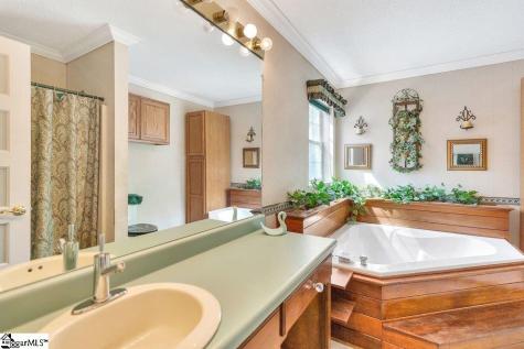 761 Durham Brown Road Seneca SC 29672