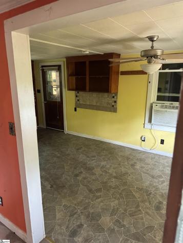 125 Pleasant Retreat Road Travelers Rest SC 29690