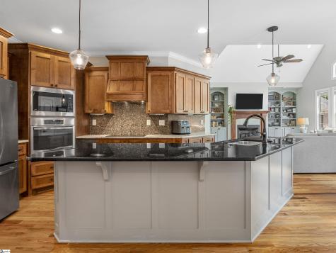 346 Roy Hall Way Campobello SC 29322