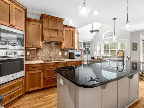 346 Roy Hall Way Campobello SC 29322