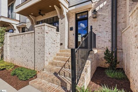 24 Claussen Avenue Greenville SC 29601